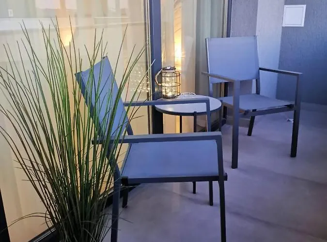 Apartamento Glamour 8 *