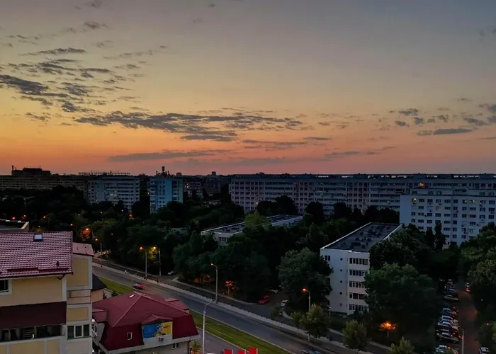 Glamour 8 アパート *