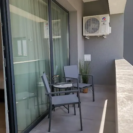 Apartman Glamour 8 *