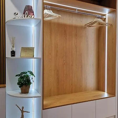 Glamour 8 Daire Bükreş