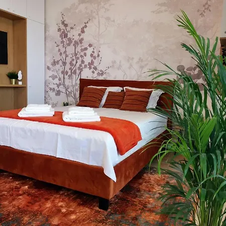 Glamour 8 * Boekarest