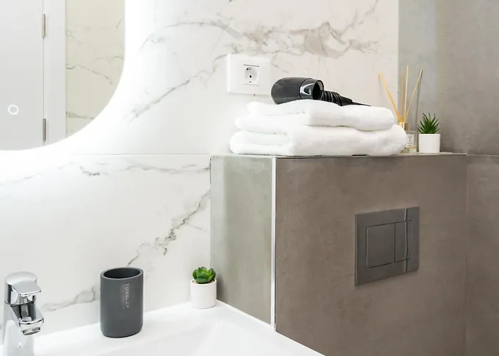 Glamour 8 Apartment